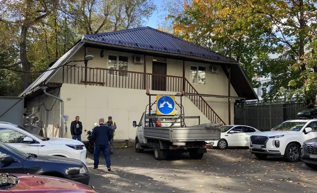 Нежилое помещение в аренду, 126,9 м² · Юго-Западный административный округ, Академический, Новочерёмушкинская ул., д. 24А, 2 этаж, помещение II, комнаты №№ 3-6, 8, (9)